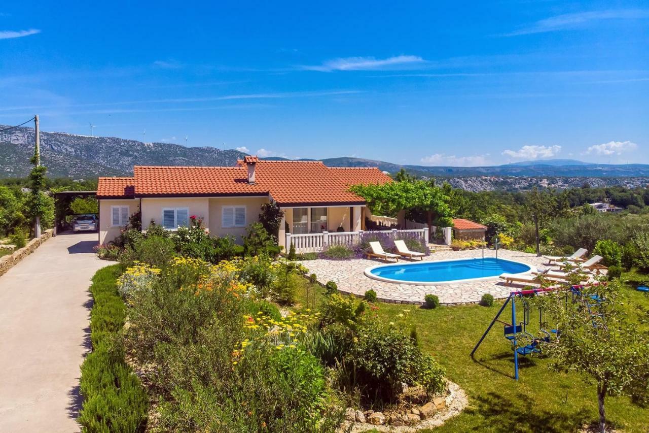 Villa Ana - 3 Bedroom Villa With Private Pool And Unspoiled Natural Environment Kucice Exterior photo