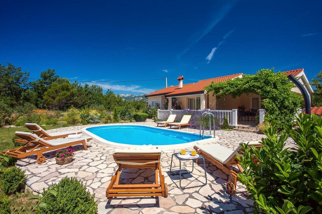 Villa Ana - 3 Bedroom Villa With Private Pool And Unspoiled Natural Environment Kucice Exterior photo
