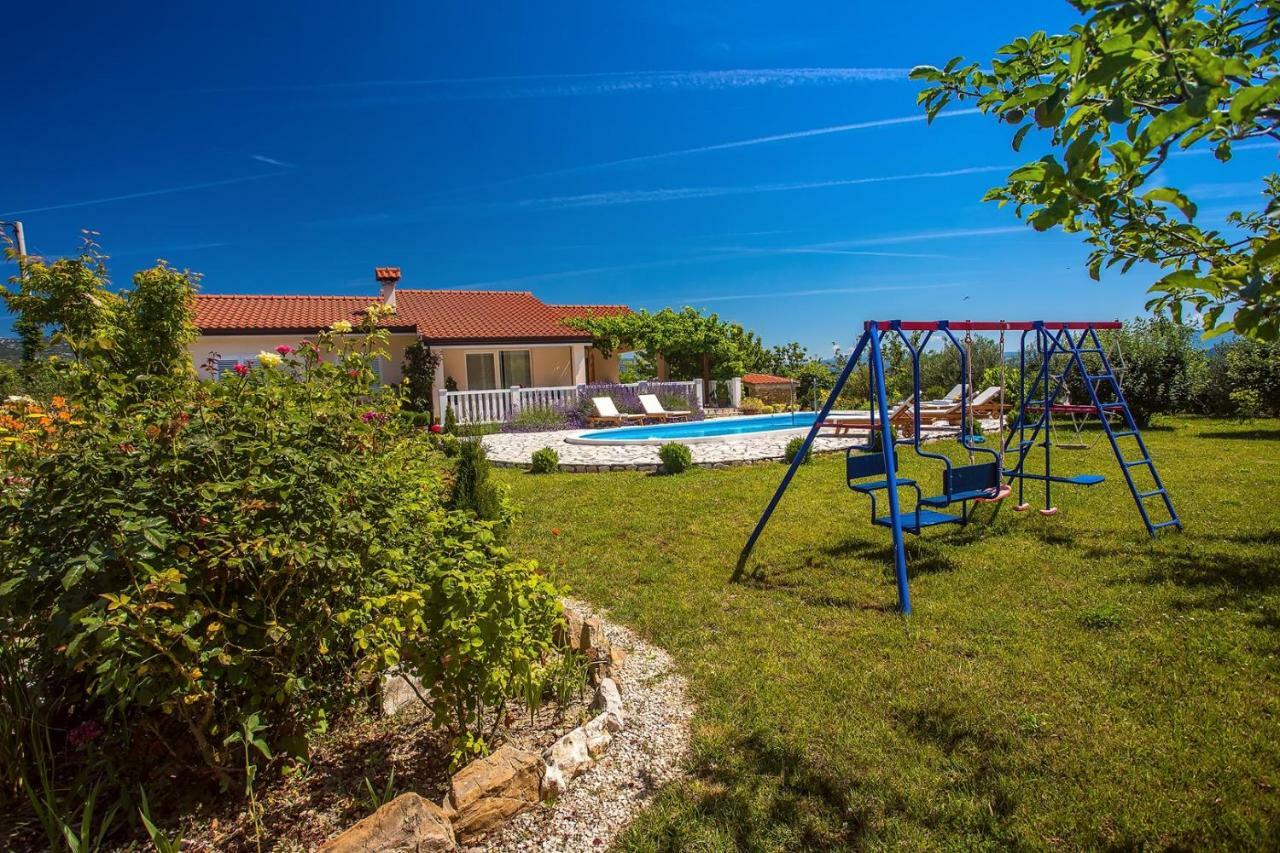 Villa Ana - 3 Bedroom Villa With Private Pool And Unspoiled Natural Environment Kucice Exterior photo